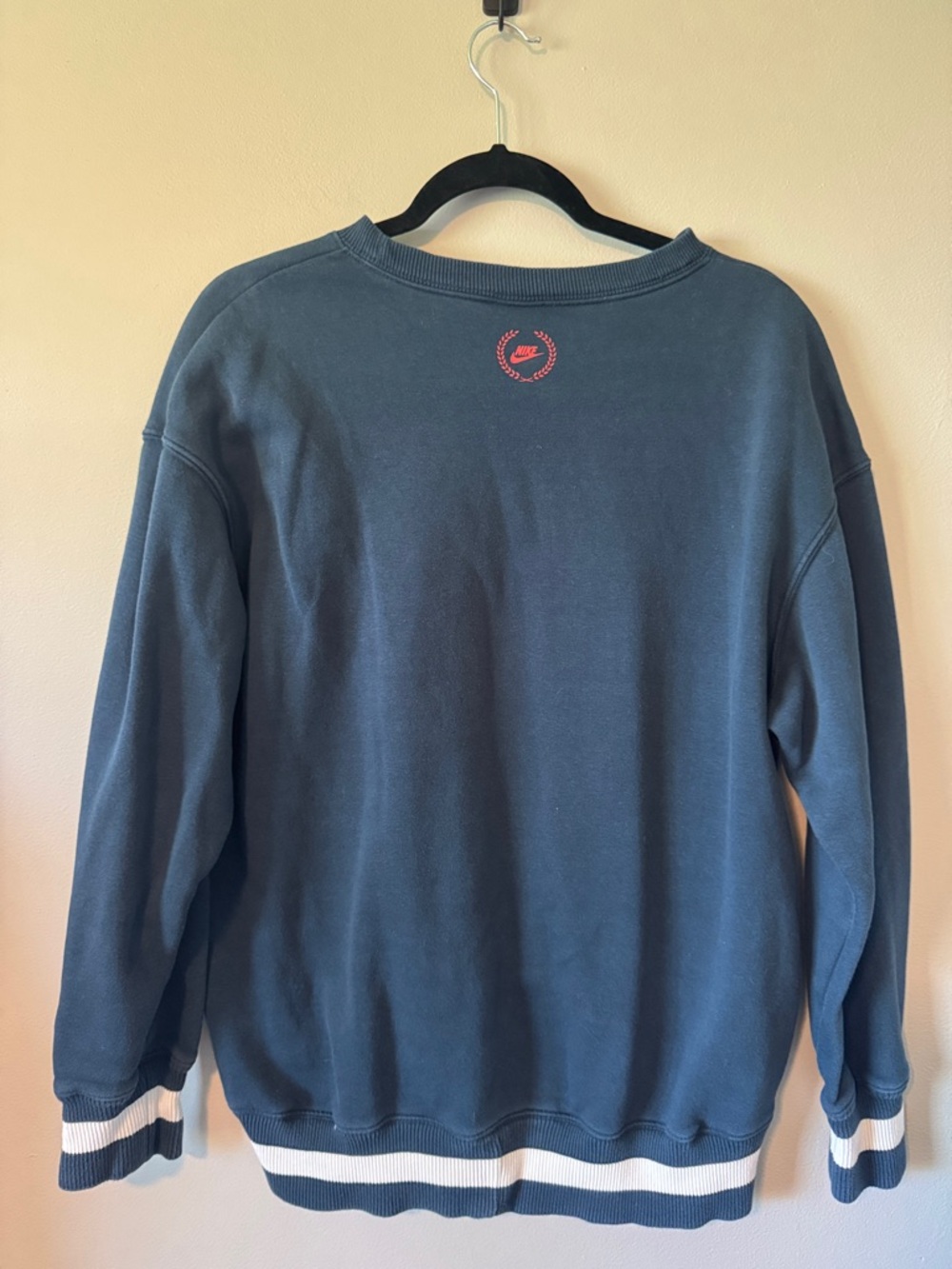 Nike Crewneck - Picture 4 of 5